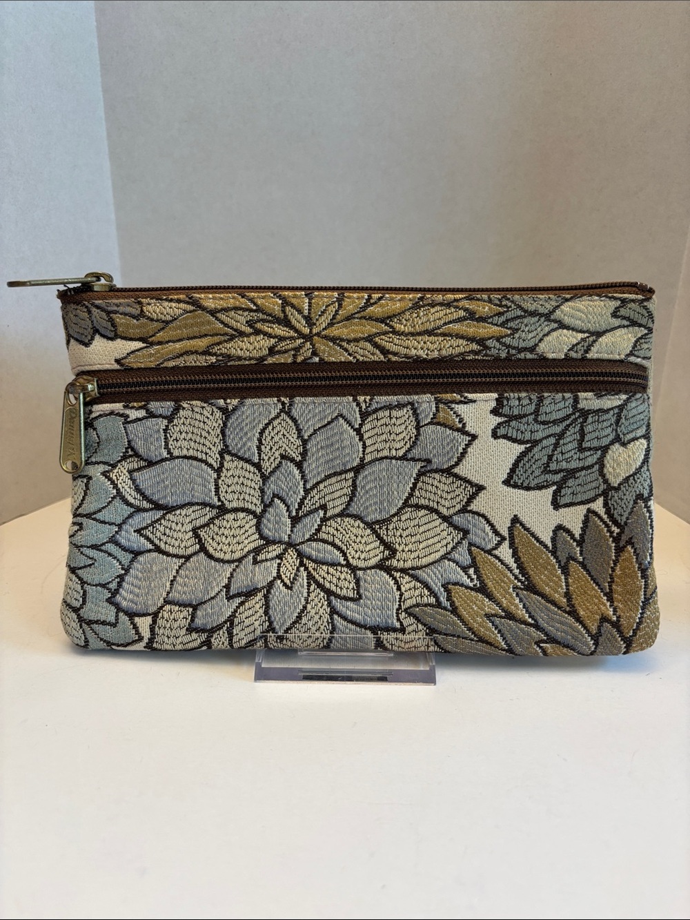 Danny K VINTAGE Floral Tapestry Zip Clutch in Blue & Gold 8” x 5”